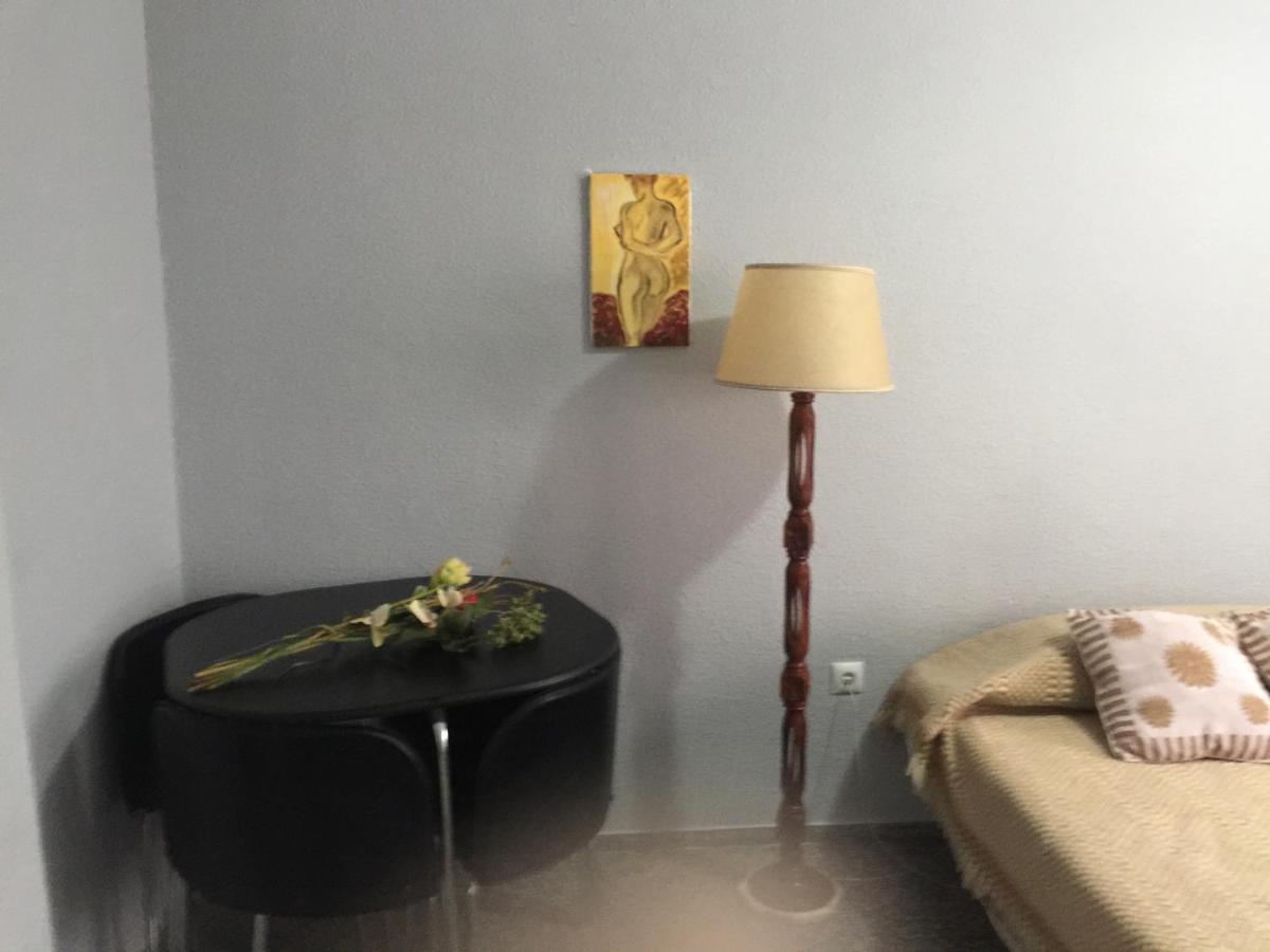 Habitacion Renfe Alicante Buitenkant foto