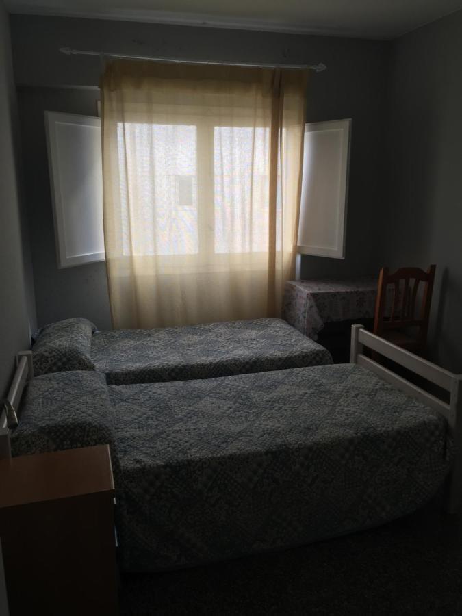 Habitacion Renfe Alicante Buitenkant foto